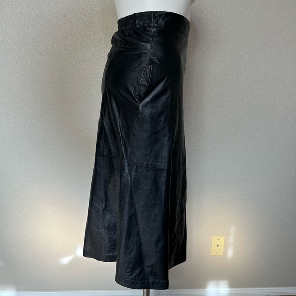 VINTAGE RUTH WAGNER BLACK LEATHER A LINE SKIRT - Picture 3 of 8